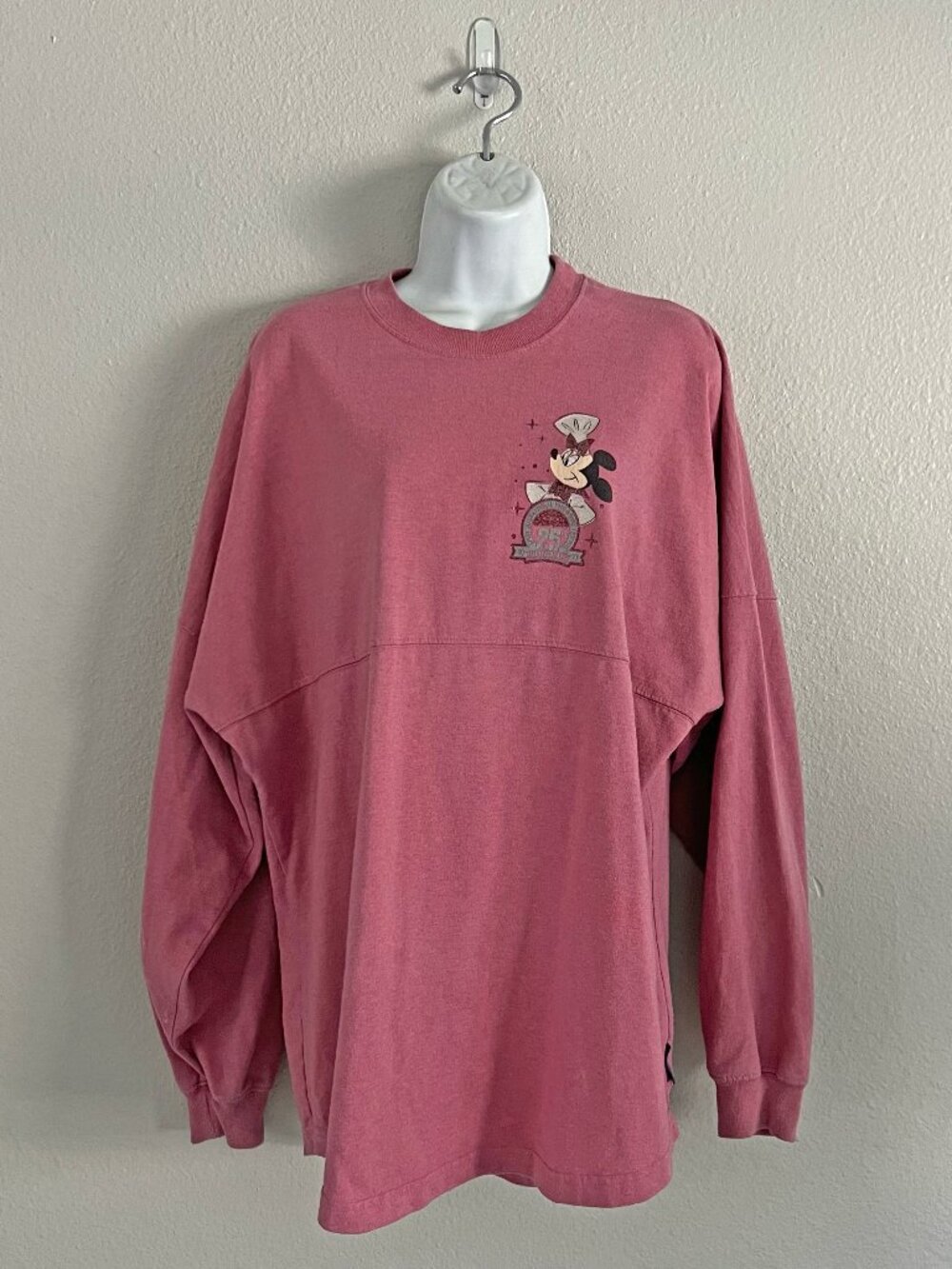 Disney Epcot Food & Wine Festival 2020 Queen of Cuisine Minnie Spirit Jersey L